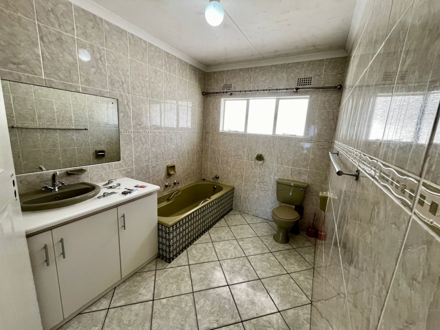 3 Bedroom Property for Sale in Greenfields Eastern Cape